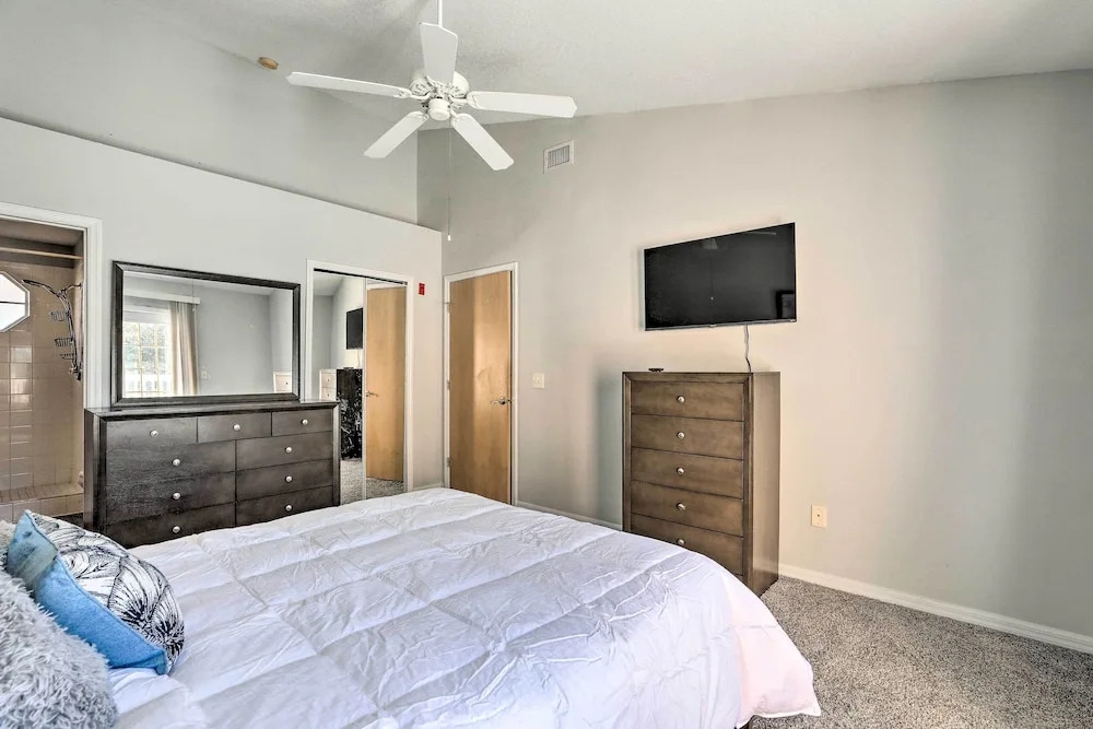 u003c 8 Mi to Disney: Getaway w/ Deck in Kissimmee
