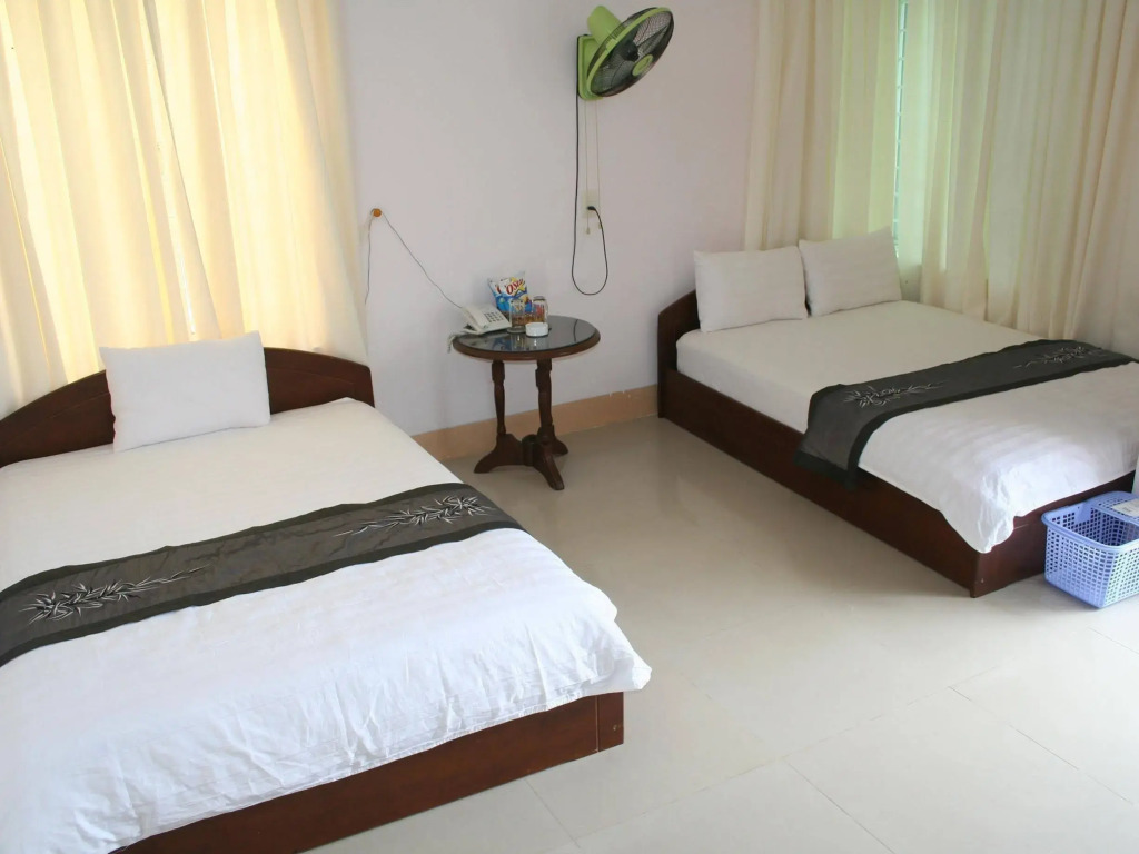 Khách sạn Anh Đào