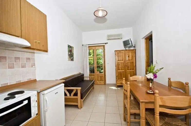 Athina Apartments