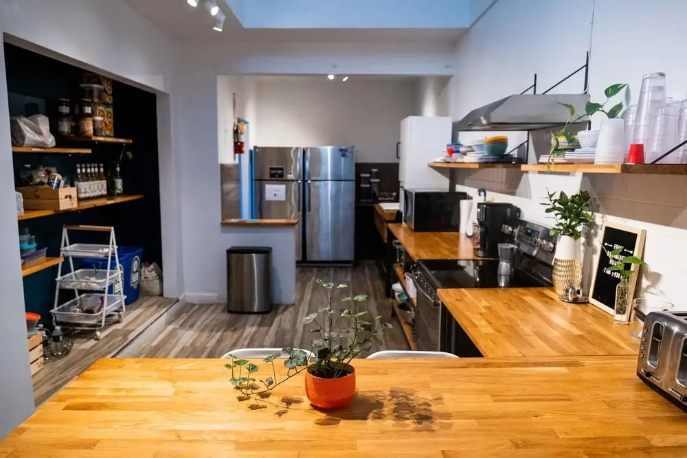 Santurcia Hostel & Bar