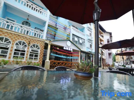 Hansu Shanhai Tonghua Inn (Zhangjiajie Biaozhimen No. 2 Branch)