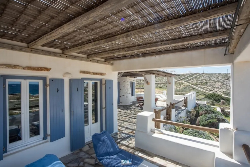 Seaside Villa- Island Living Paros-