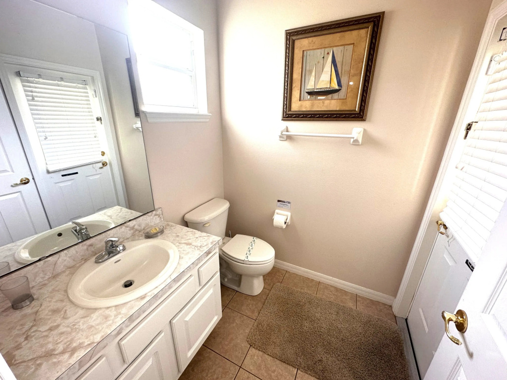 Amazing 5 Bd Home Only 8 Min From Disney 5 Bedroom Villa by RedAwning