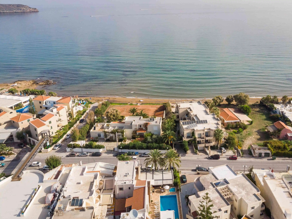 Elotis Suites