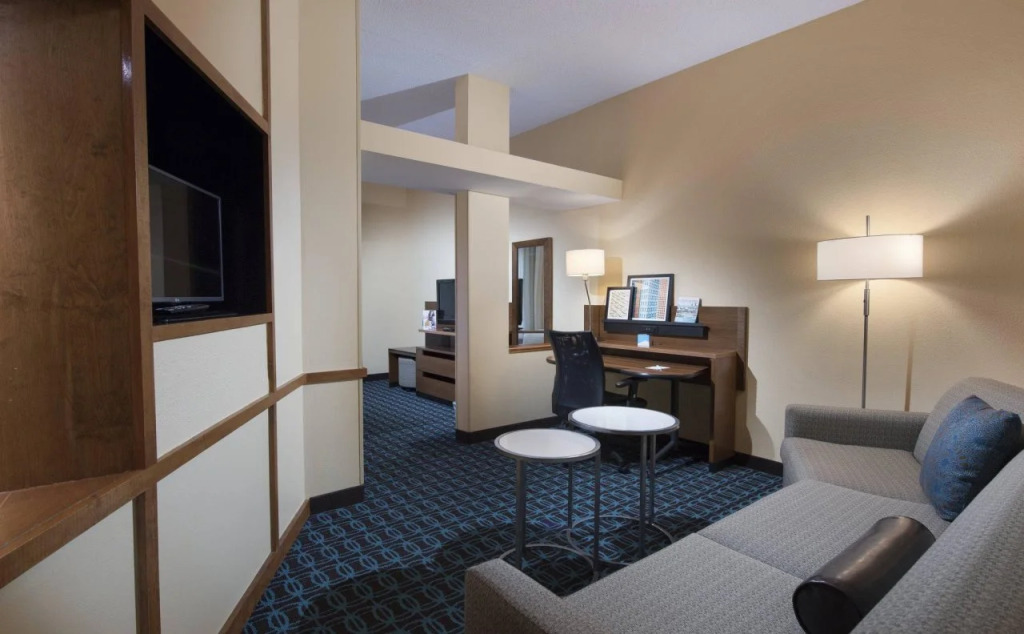 Fairfield Inn and Suites Charleston North/University Area