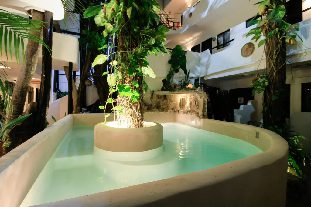 Moonshine Hotel
