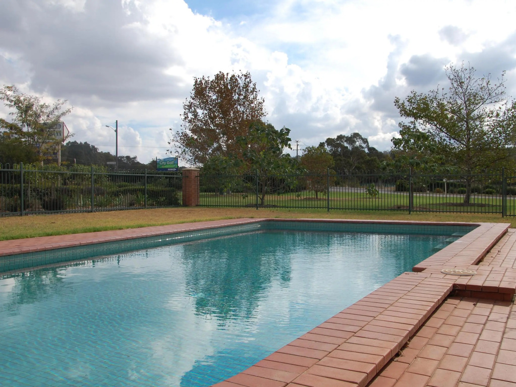 Golfview Motor Inn