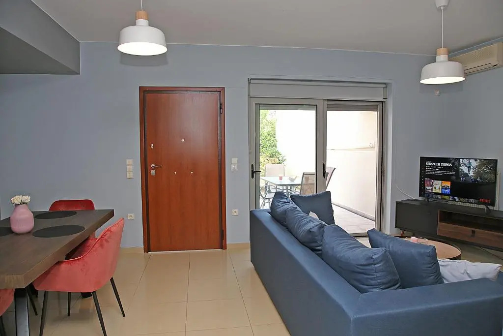 2 Bedroom Apartment near the Athens Airport, Spata