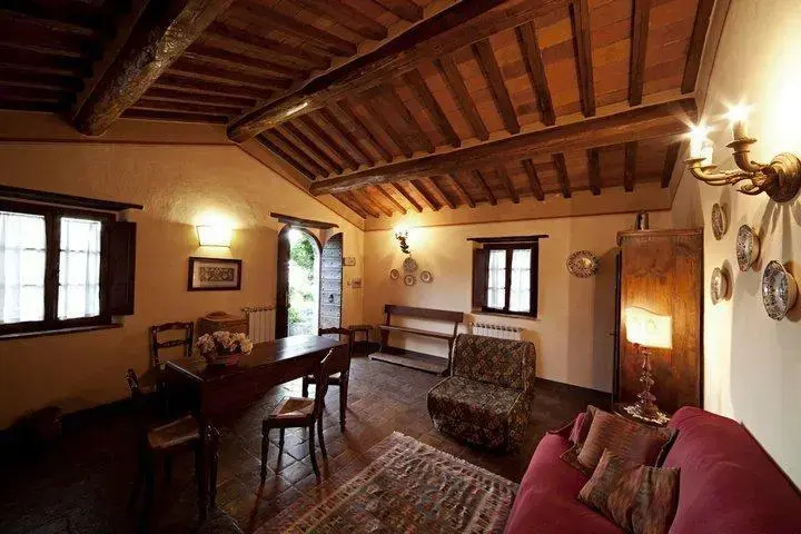 Borgo Elena