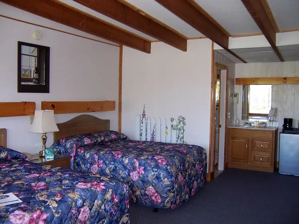 Twilite Motel