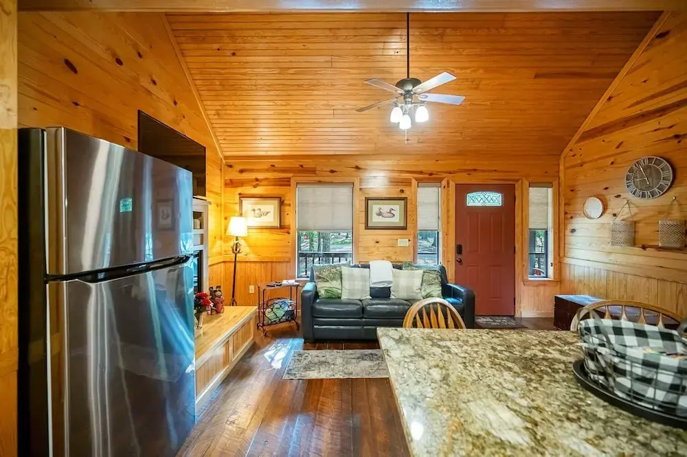 Sunset Ridge Cozy Cabin for 6