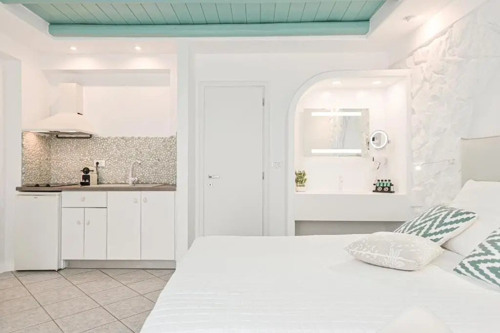 Naxos Evilion Luxury Apartments & Suites