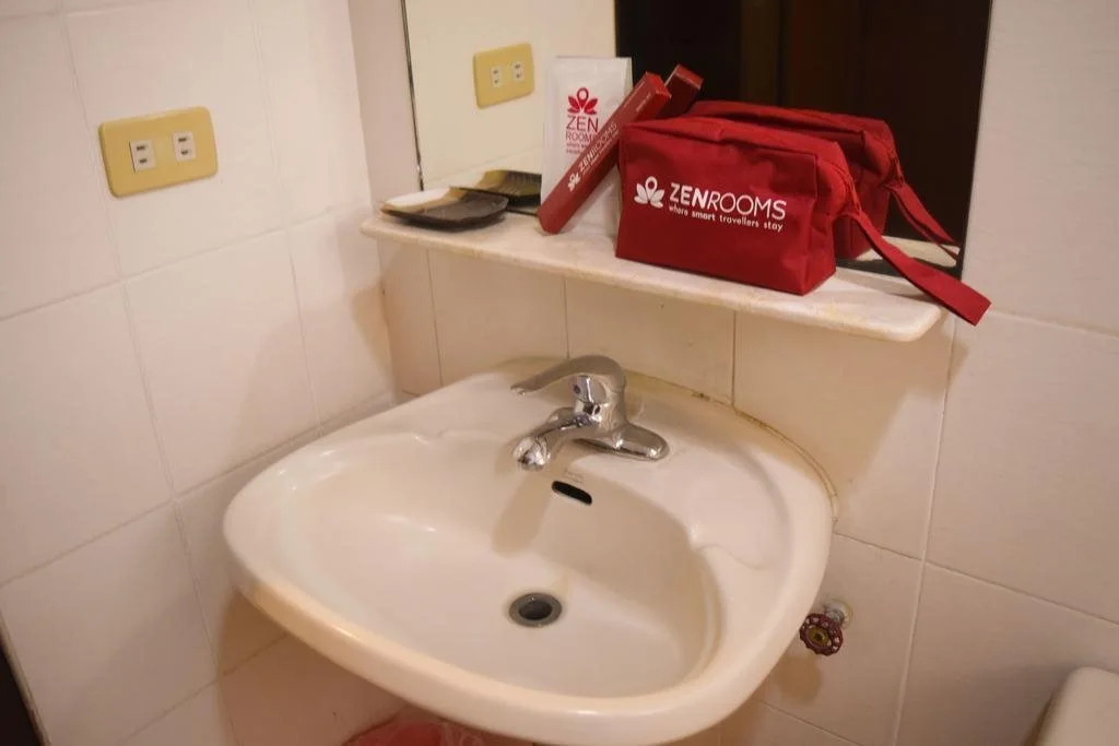 The Humbertos Hotel