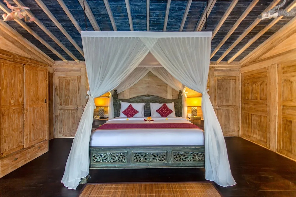 Wooden Ganeca Villas by GenuineHost