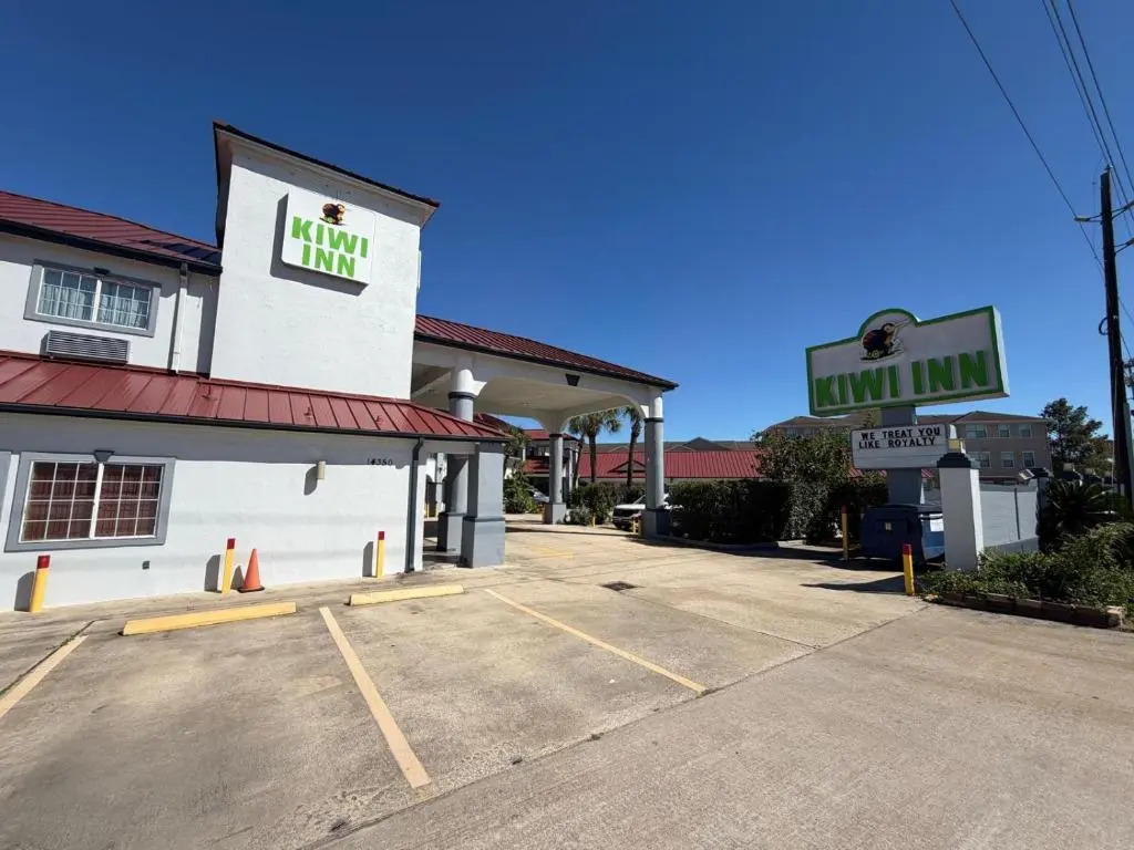 Kiwi Inn Capital O Houston - Hwy 249