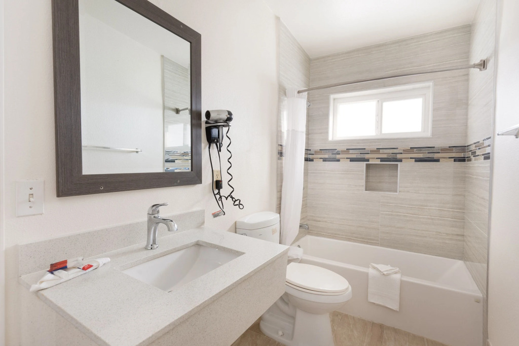 Americas Best Value Inn & Suites Anaheim