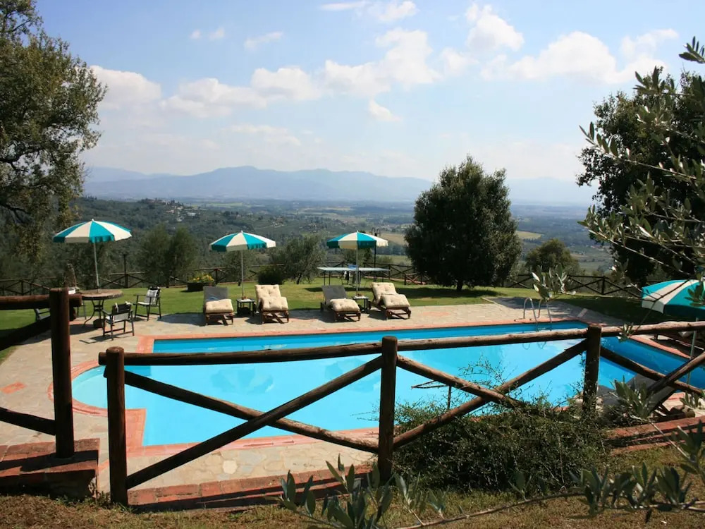 Charming Countryside Villa With Pool