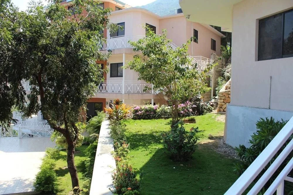 Villa Theodore