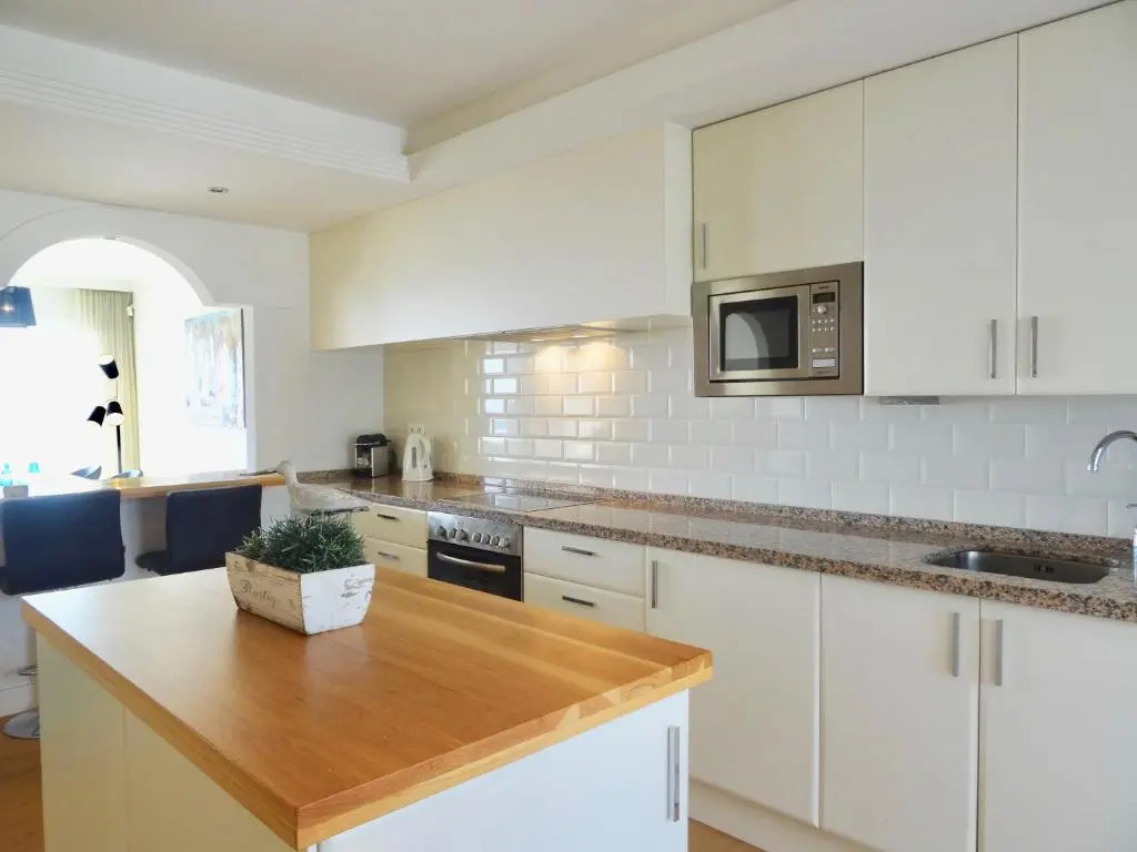 E1 Espectacular y moderno Dúplex en primera línea - Estepona - Sinfonia del Mar