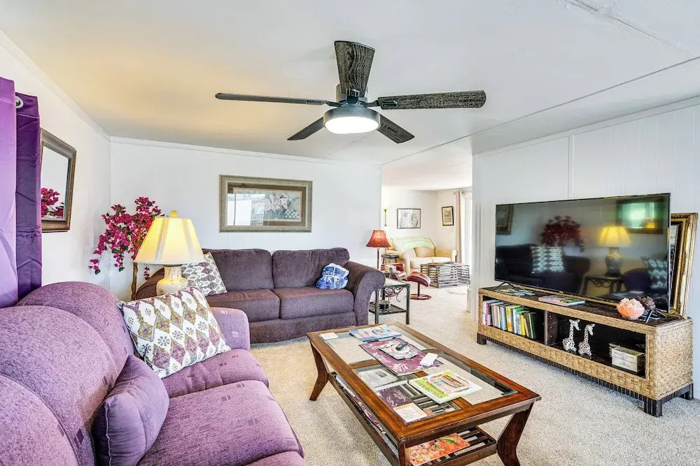 Pool Access! Couples Haven 4 Mi to Dtwn Fort Myers