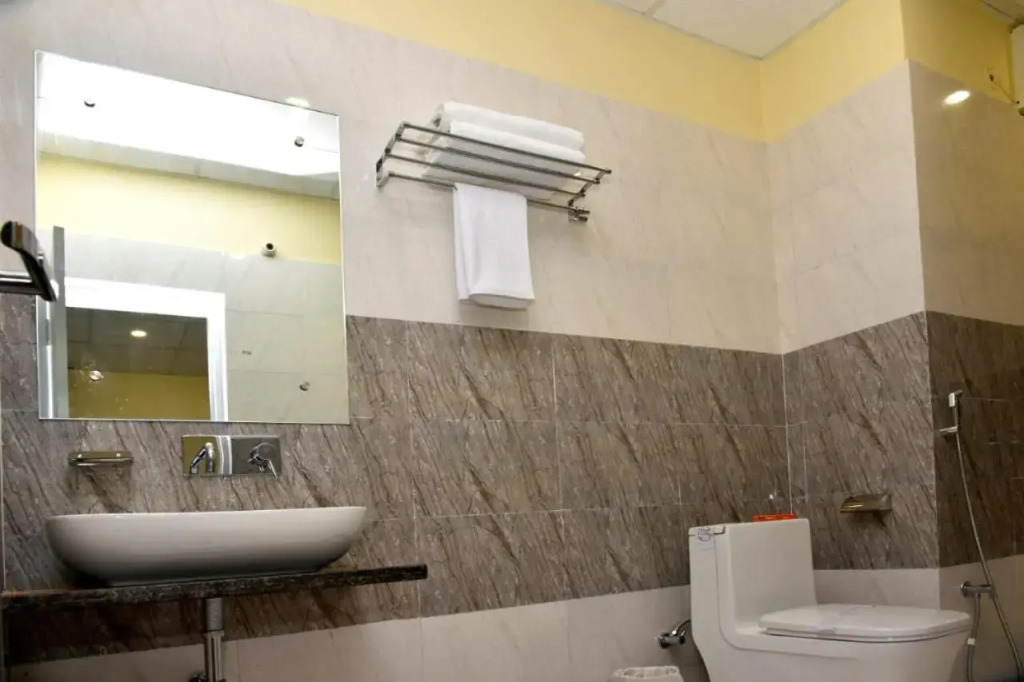 Hotel Tridev Grand
