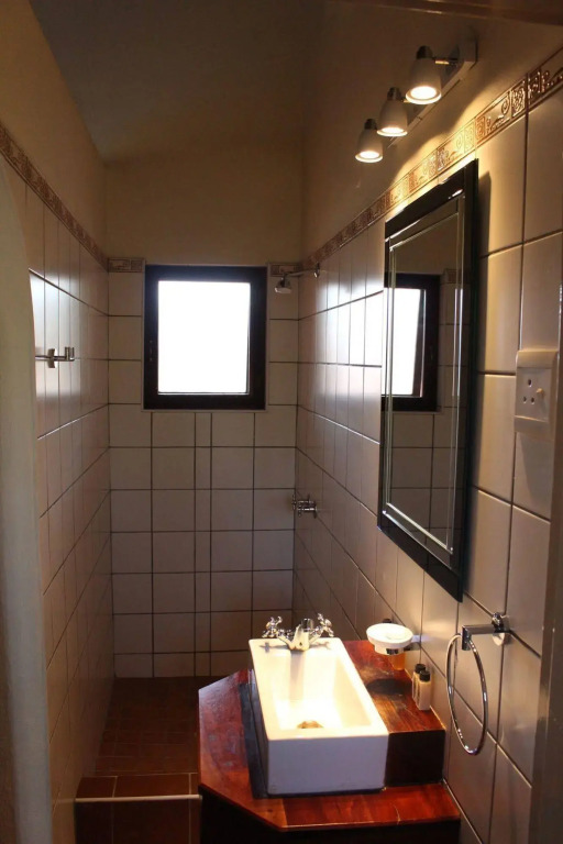 Hobatere Lodge