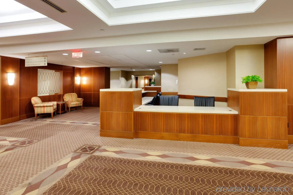Randolph Hotel Liverpool Syracuse Airport West, Trademark