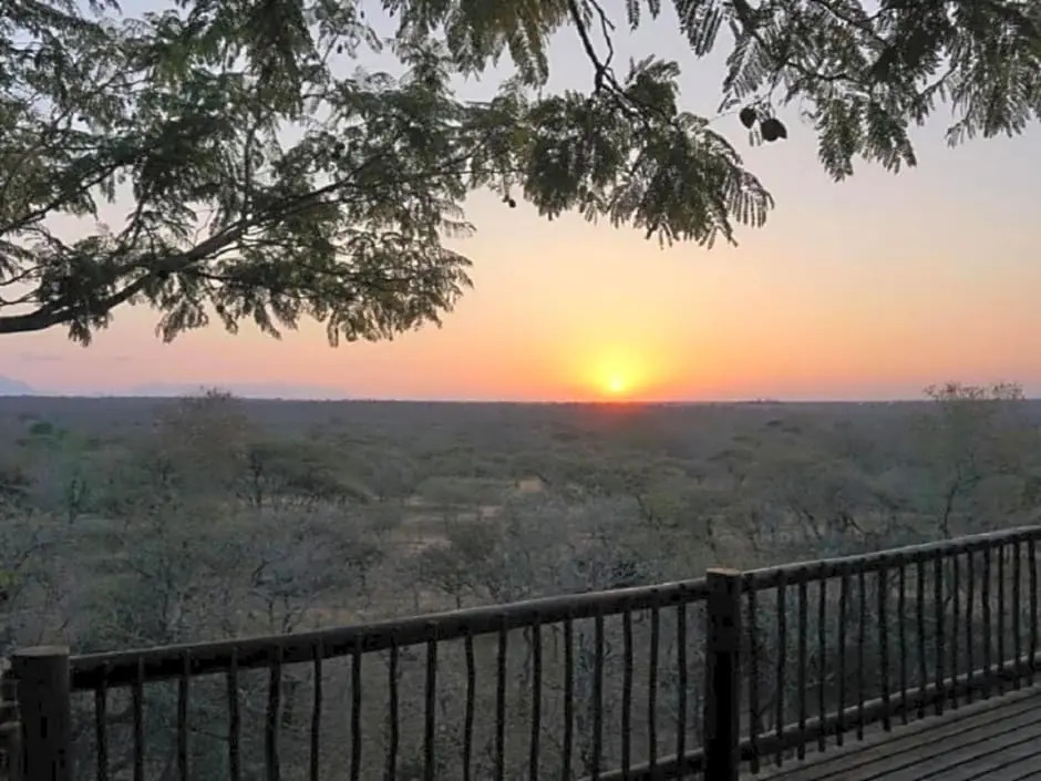 Kum Kula Lodge