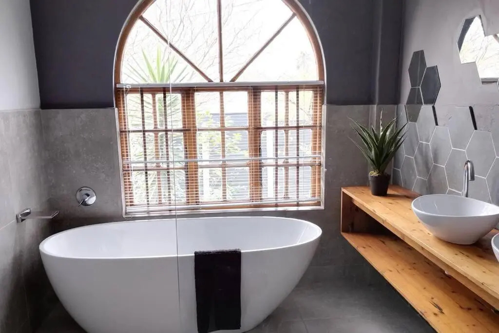 Stylish 3 Bedroom Unit