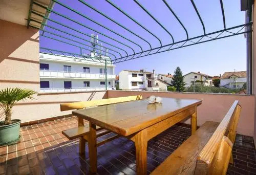Apartments Ferara