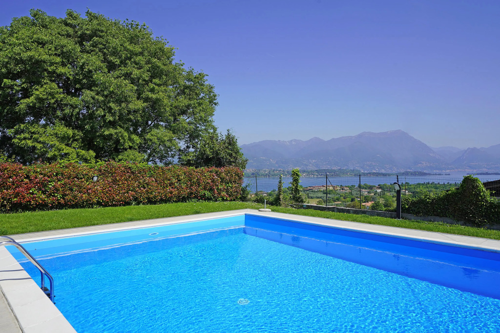 Juniper Flat  in Manerba del Garda