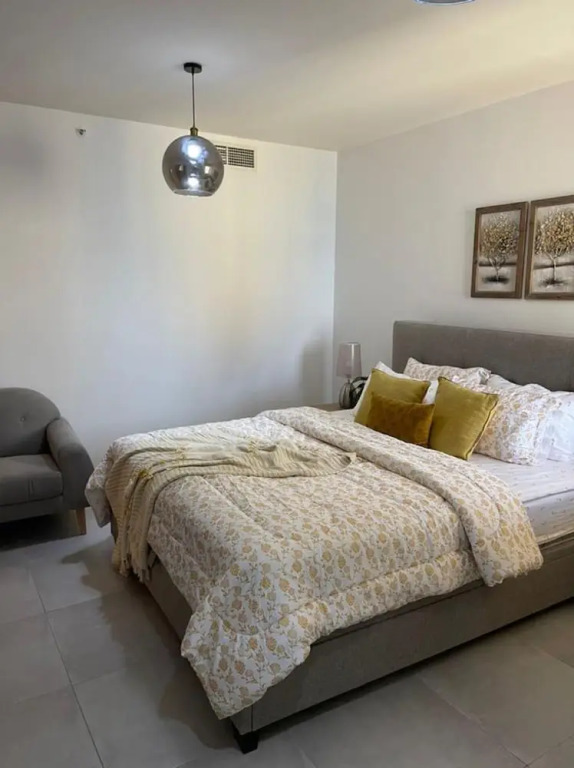 Large 4 Bedroom Sea View Jbr