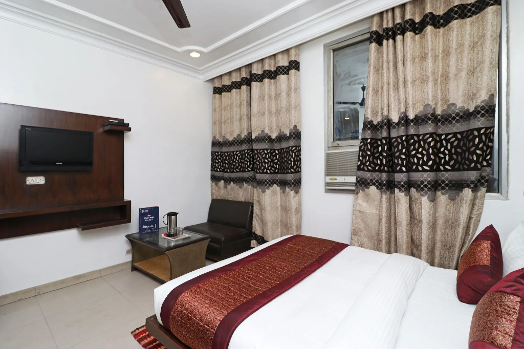 OYO Flagship 10562 Kumar palace