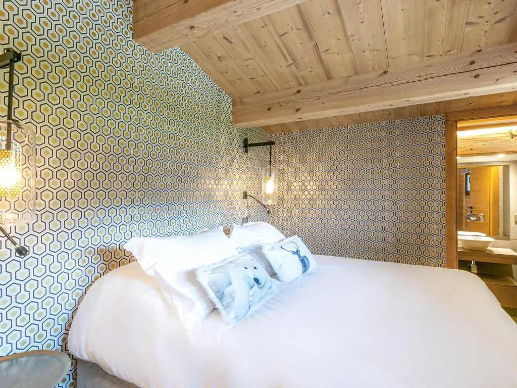 Chalet*** La Clusaz: sur les pistes, 10 pers, terrasse, garage, Wifi, linge inclus - FR-1-437-80