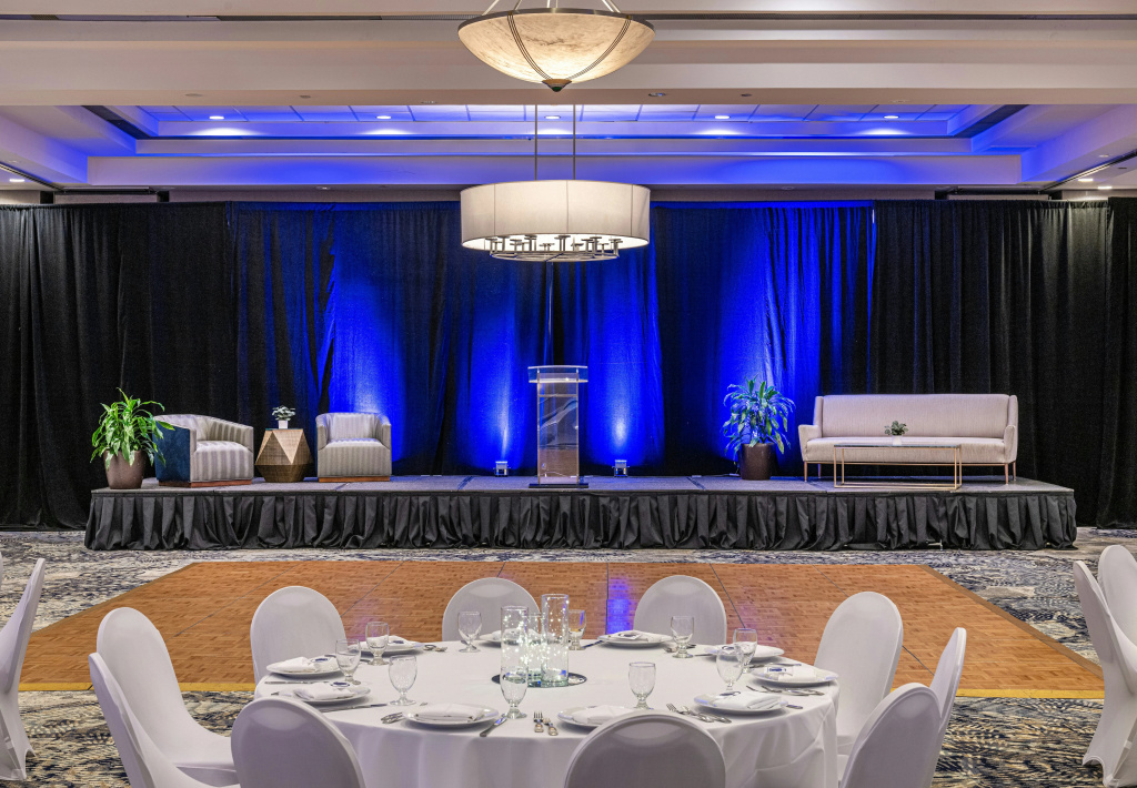 DoubleTree by Hilton Hotel Newark Airport