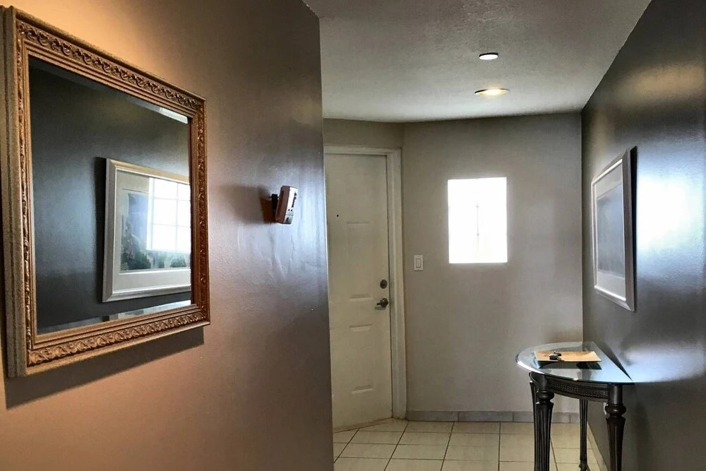 Le Golden Bay 906- 6 People, Sunny Isles Str-01044