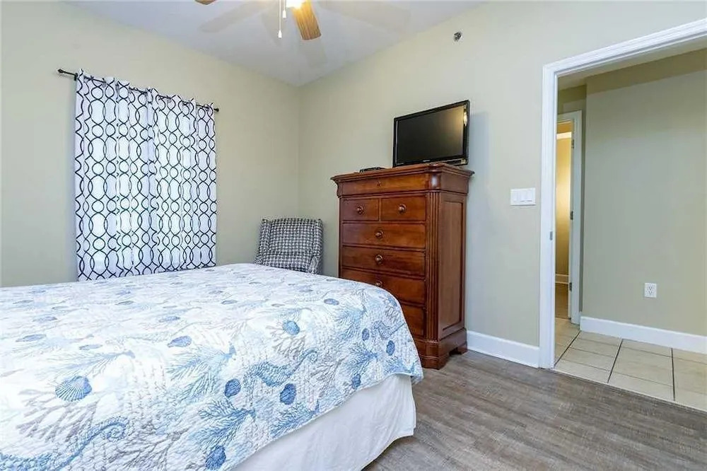 Seawind 608 3 Bedrooms 2 Bathrooms Condo