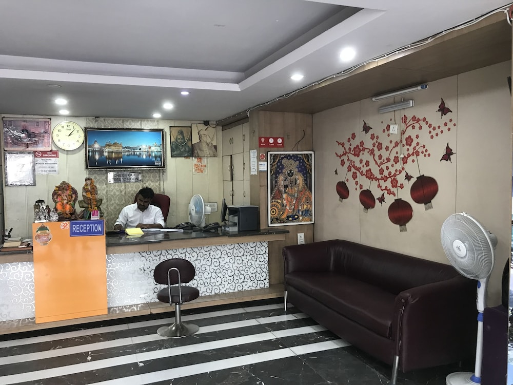 Hotel Delhi Continental