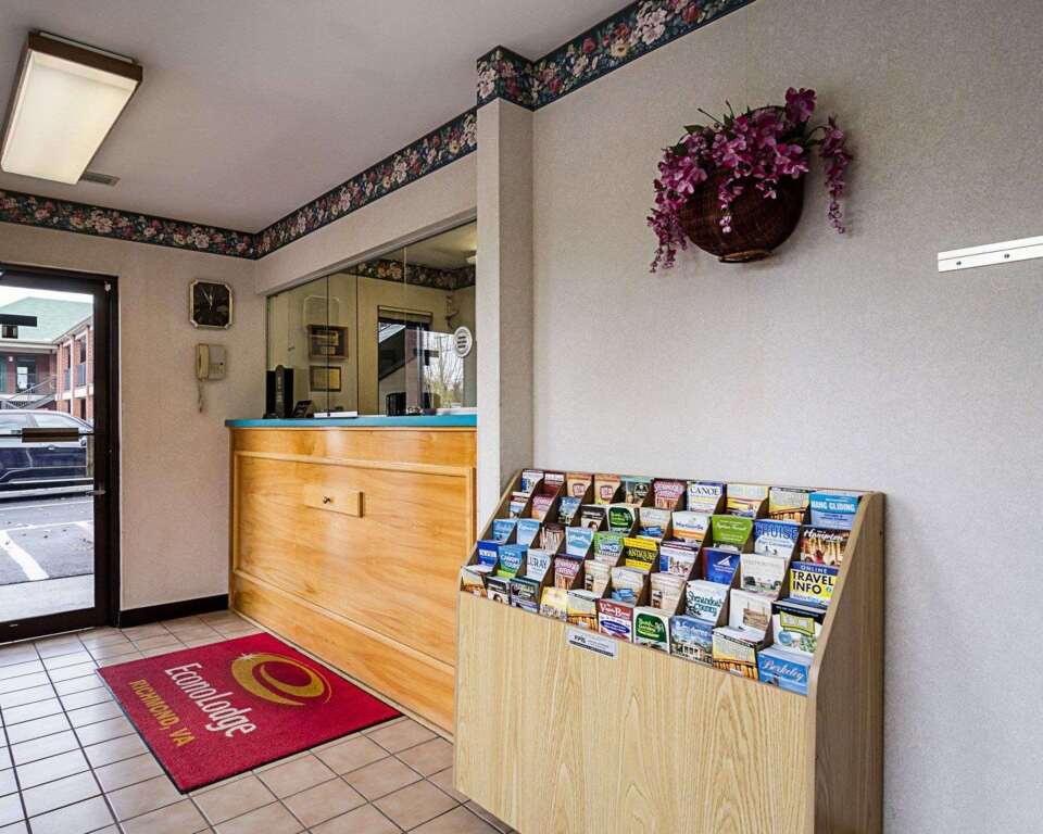 Econo Lodge Richmond North