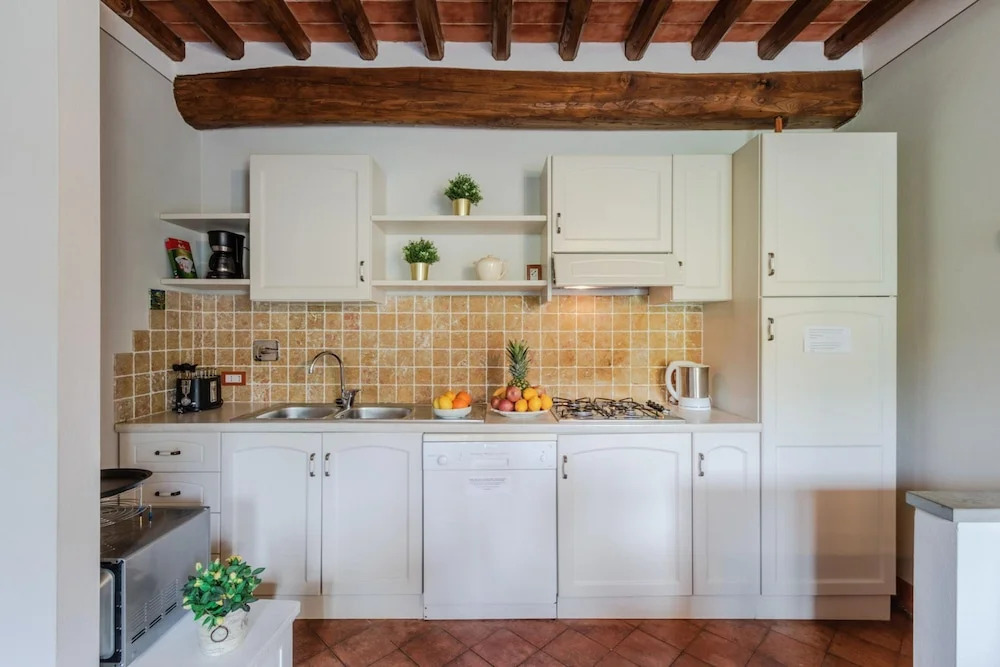 Donato Farmhouse Apartment With Pool