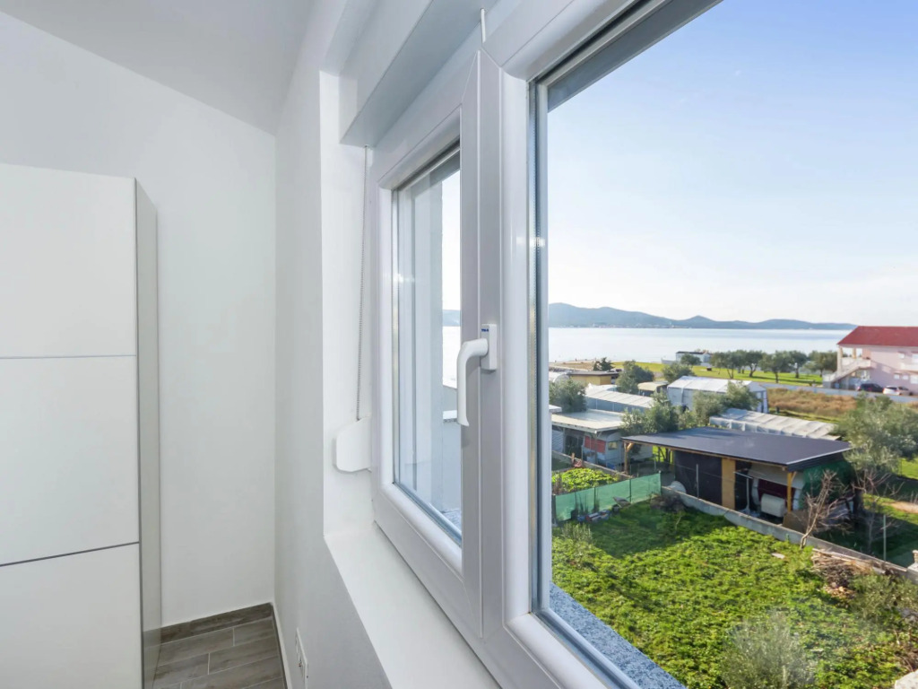 Apartment With Direct Sand Beach Access