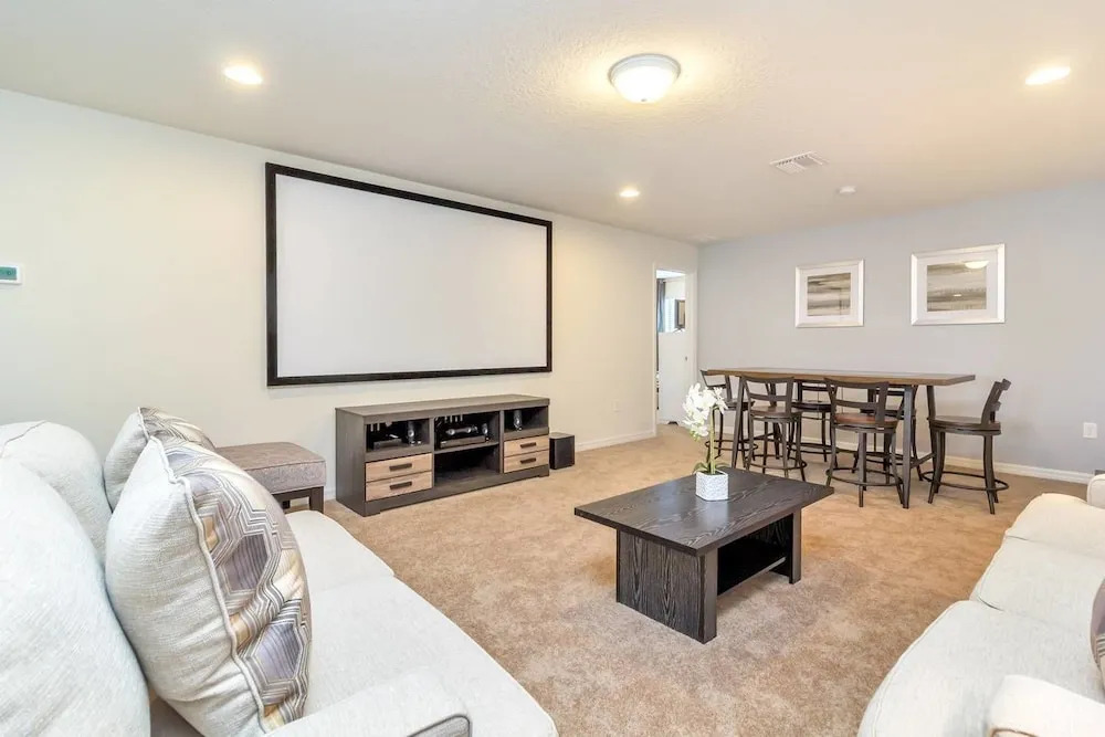 New and Luxurious in Westside With Pool 6bd/5ba #6ws690