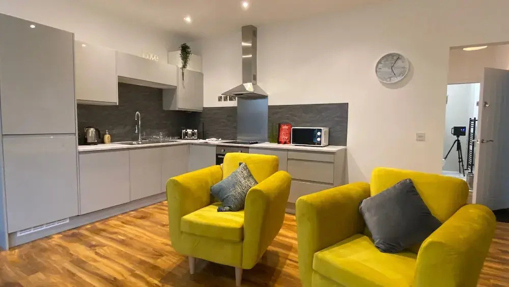 Charming Bedford Apartment 1 Near Bedford Park