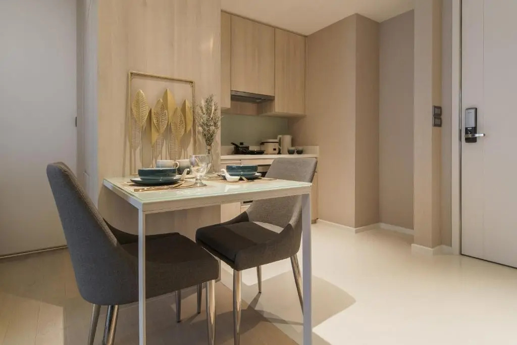 Sukhumvit 11#Luxury#Pool#Gym#BTS Nana&MRT Sukhumvit#1BR#Max2ppl