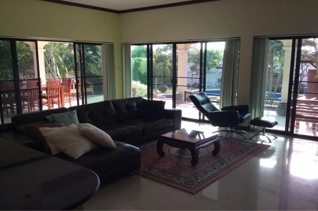 Private Pool Villa Rayong House