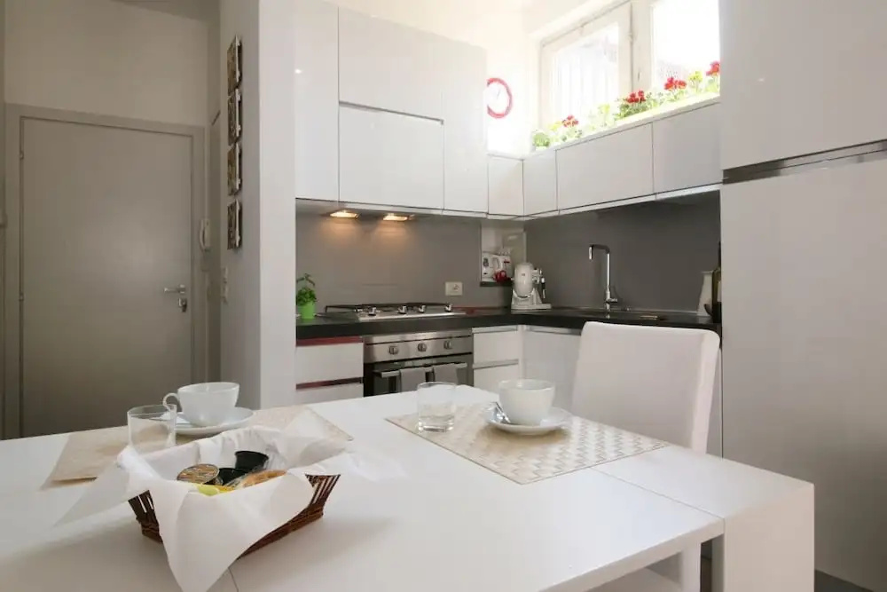 Apartment With Beautiful Terrace in the Historical Center of Pietrasanta
