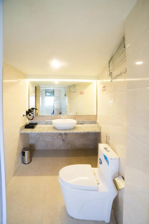 Ganapati Airport Hotel