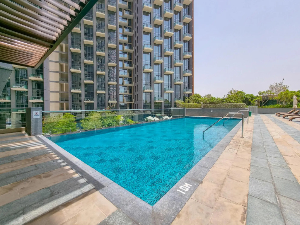 DXB - The Atria Residences - 2007 - DT