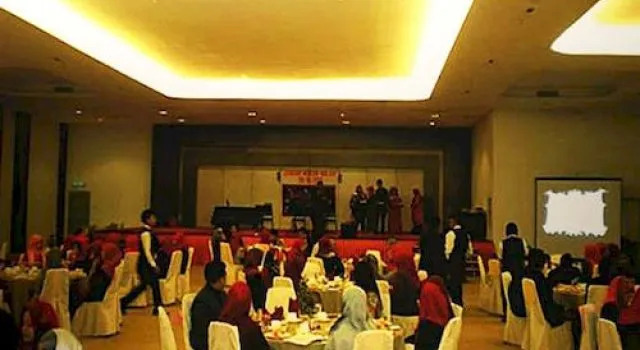 D Hotel