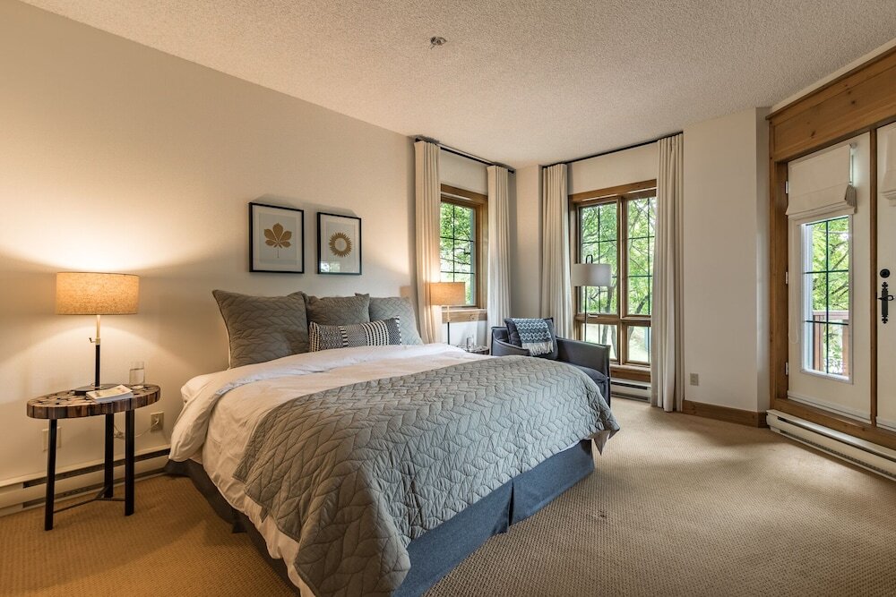 Equinoxe by Tremblant Platinum